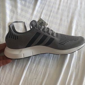 Adidas Swift Run Sneakers
